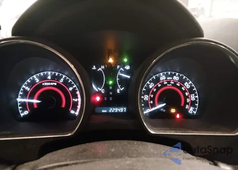 2013 Toyota Highlander Se V6 z USA, uszkodzony, nr VIN 5TDBK3EH2DS225414